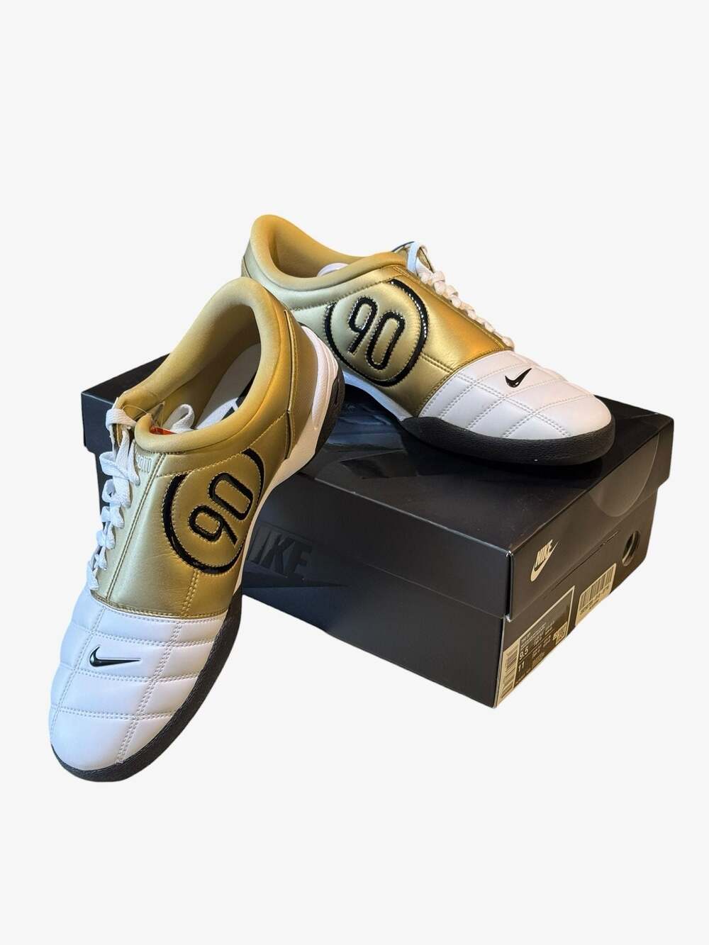 Nike Total 90 III SP White Metallic Gold HJ9351-101 Indoor Soccer Shoes - Picture 3 of 16